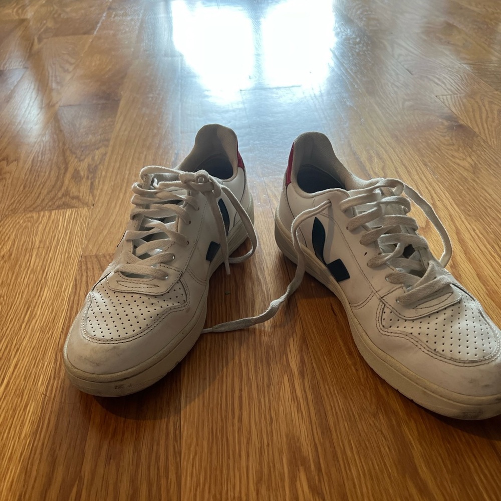 Veja V-10 CWL WHITE NAUTICO PEKIN